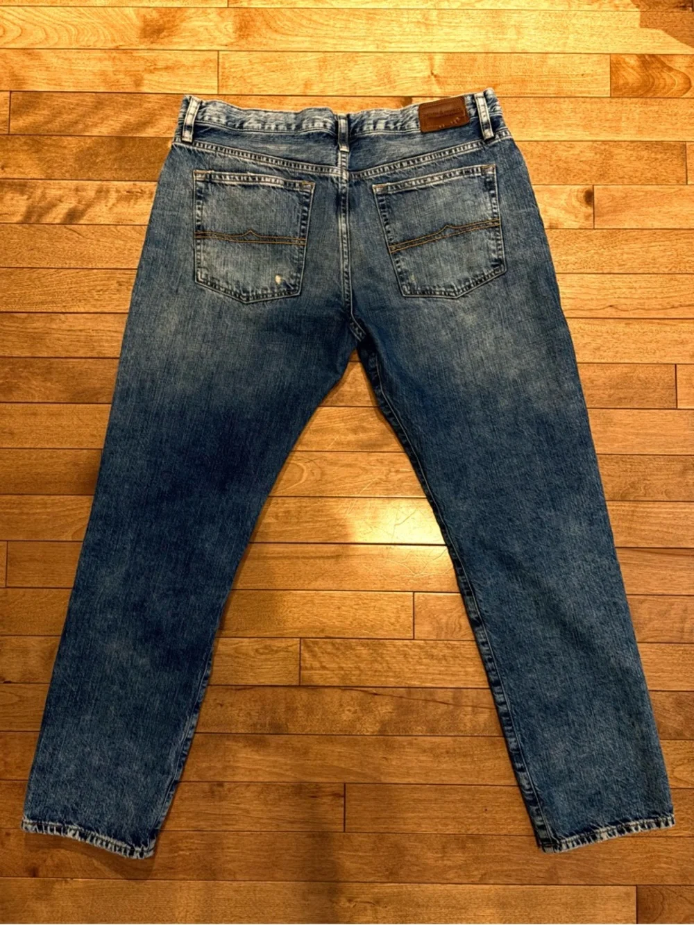 Women’s Ralph Lauren Distressed Relaxed Jeans - Picture 3 of 9